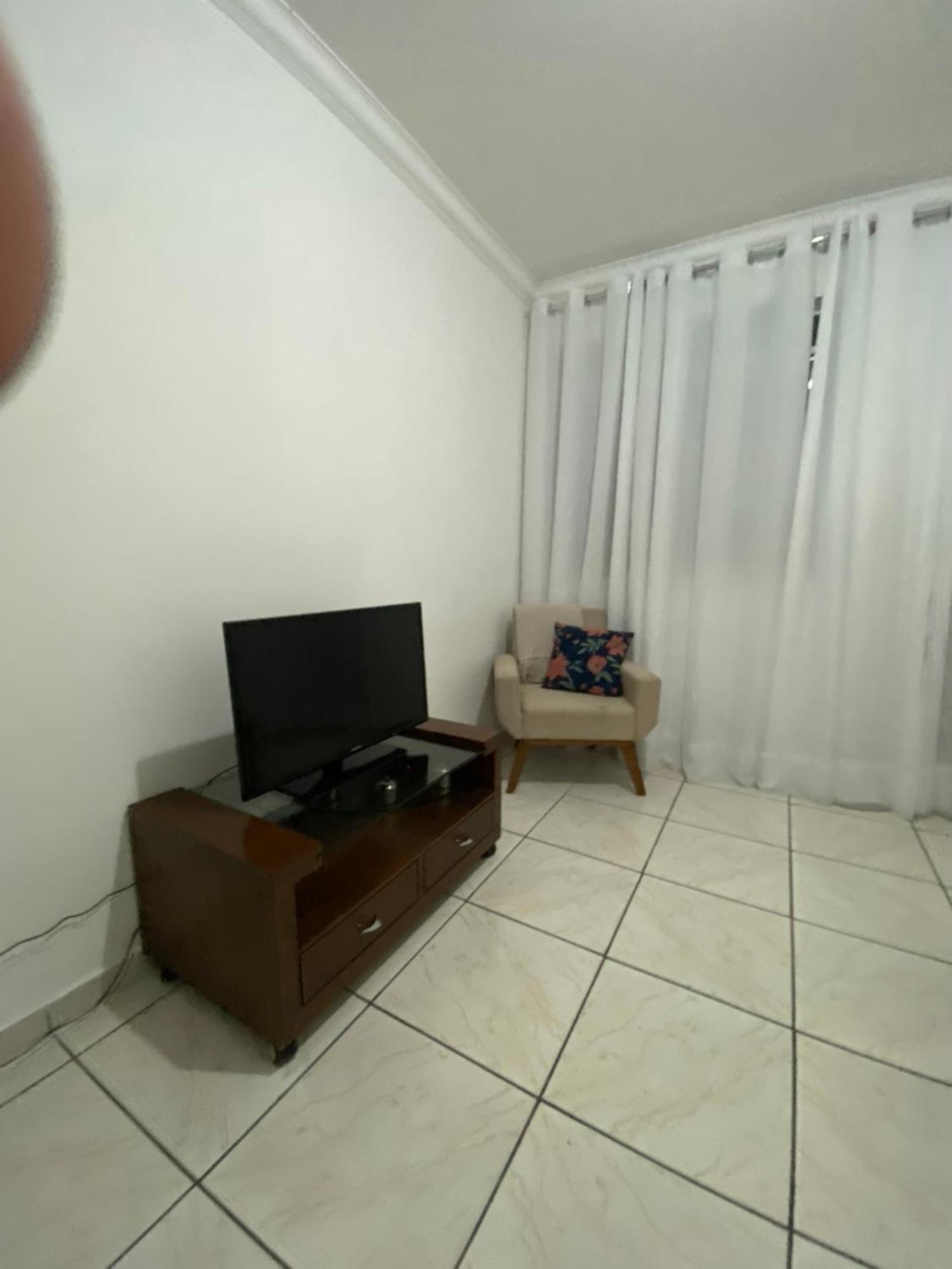 Apartamento Inteiro 02 Quartos, No Terreo - Hospeda Confortavelmente Ate 6 Pessoas - Ipatinga -Mg Eksteriør bilde